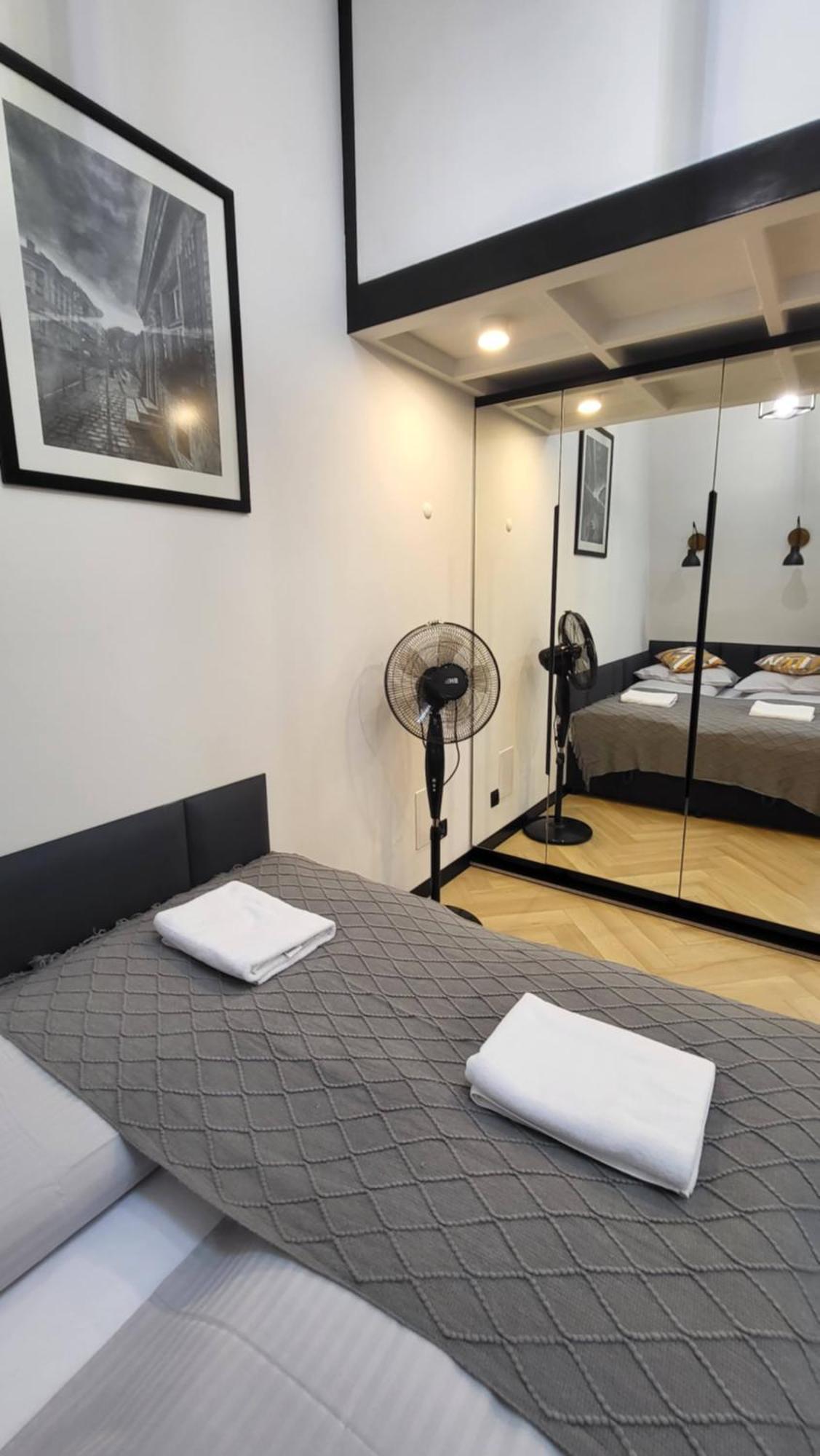 Old Town Apartment, Starowislna คราคูฟ ภายนอก รูปภาพ