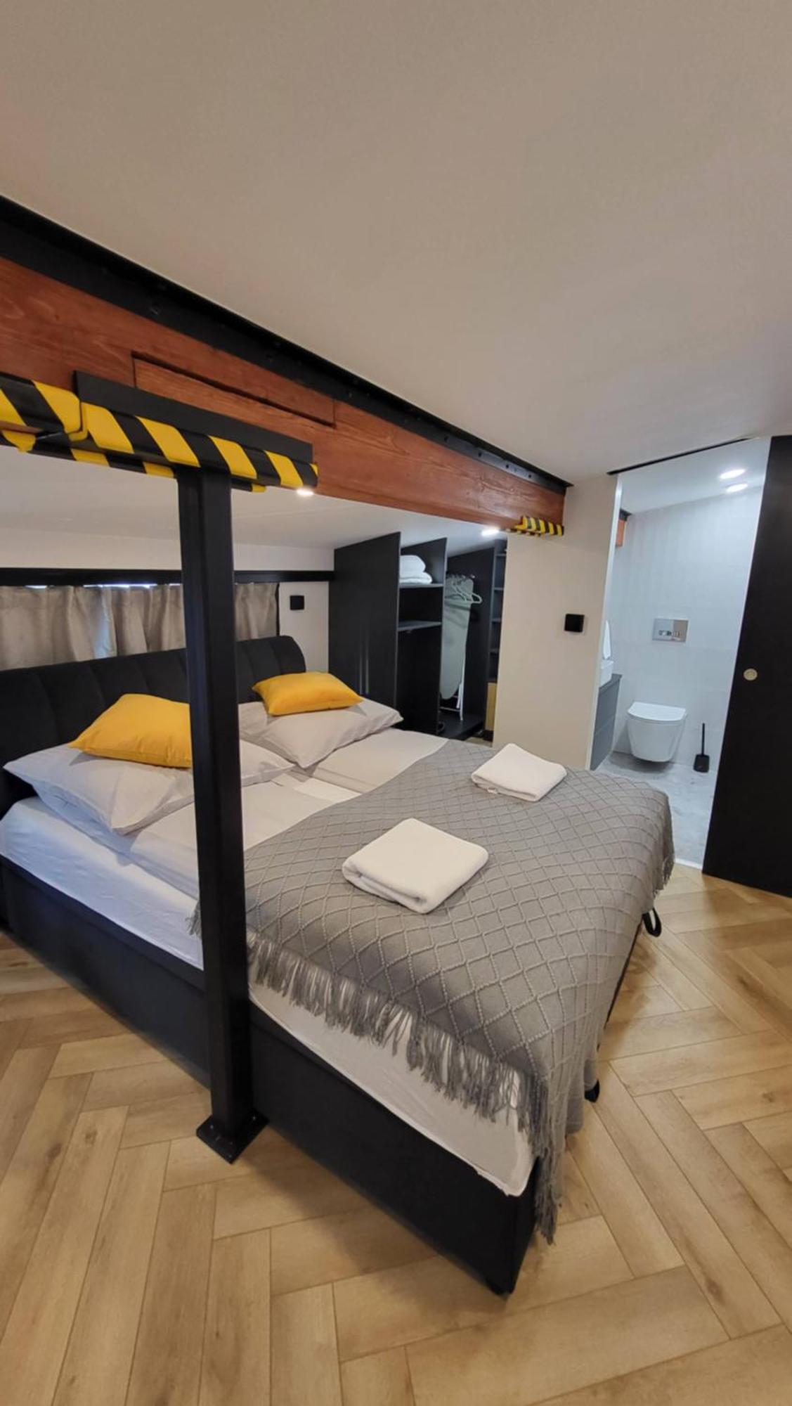 Old Town Apartment, Starowislna คราคูฟ ภายนอก รูปภาพ