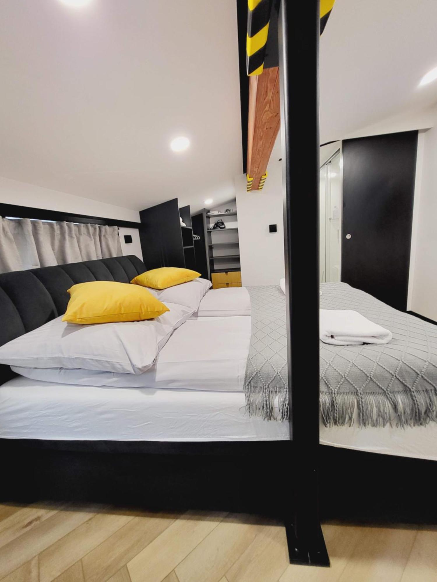 Old Town Apartment, Starowislna คราคูฟ ภายนอก รูปภาพ